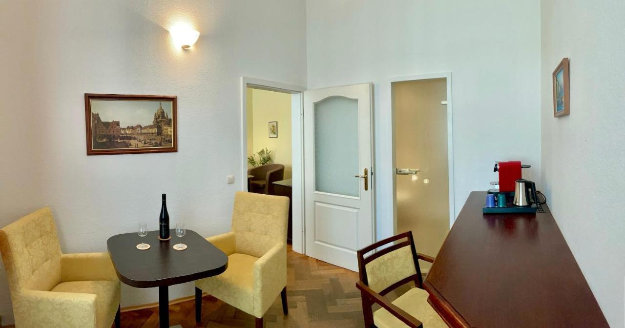 Apartmenthaus Stadt Metz Apartamento Dresde