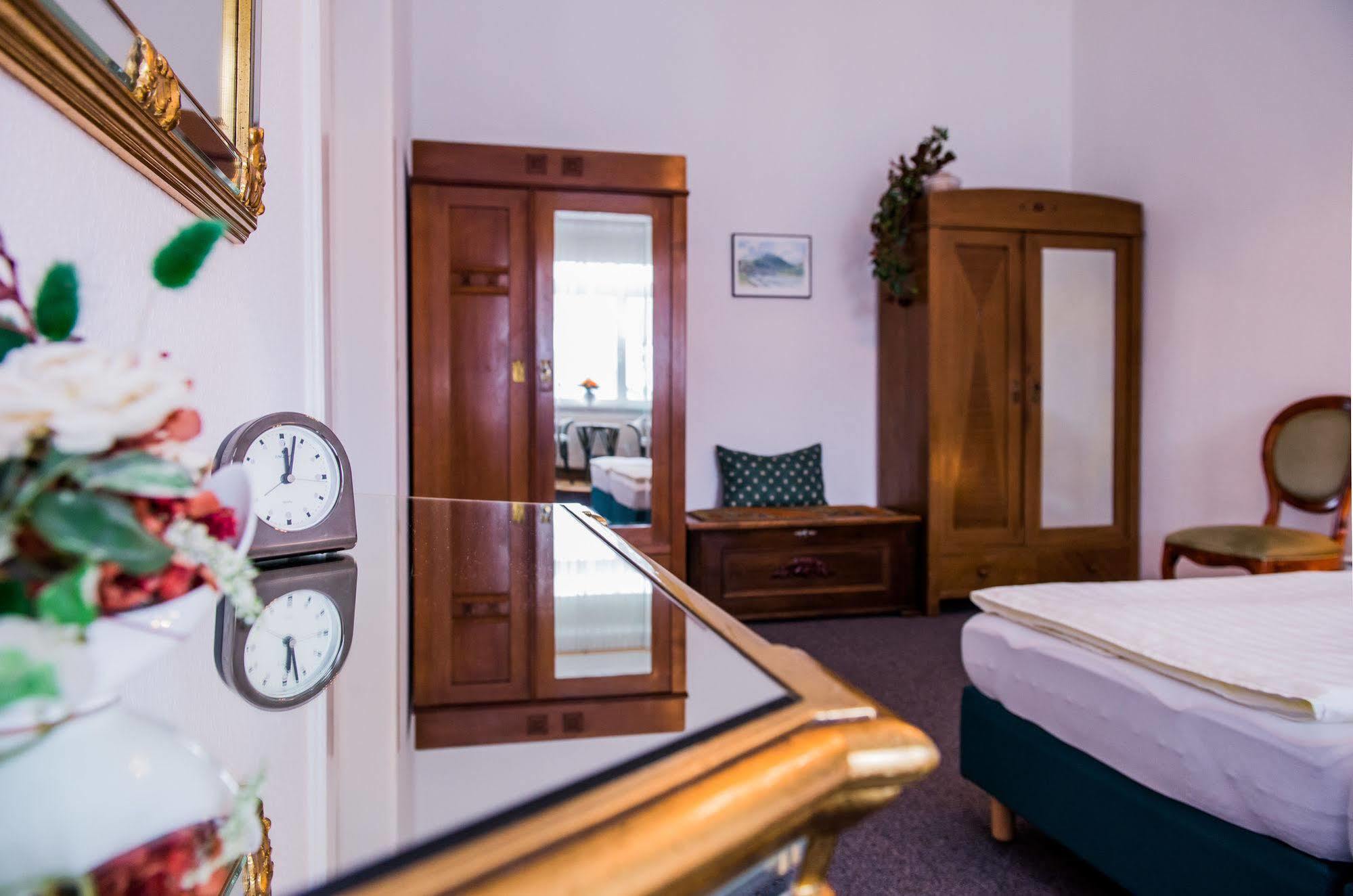 Apartmenthaus Stadt Metz Дрезден